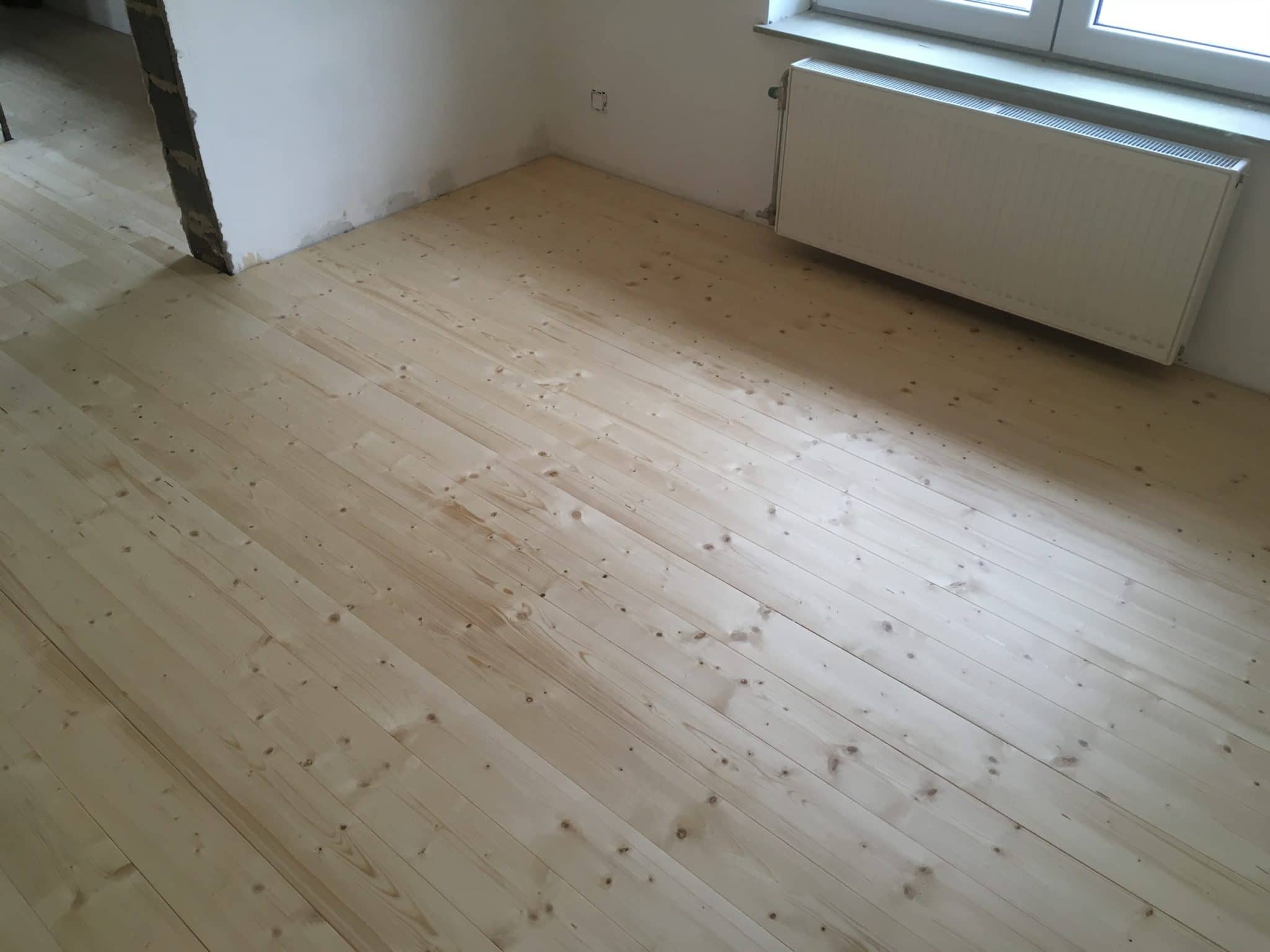 Réalisations 2 92C2CF5A 138D 4E43 A6A3 F372F09A888C scaled 1 | Parquets Drouven, Partenaire de confiance pour rénover, entretenir ou poser votre parquet.